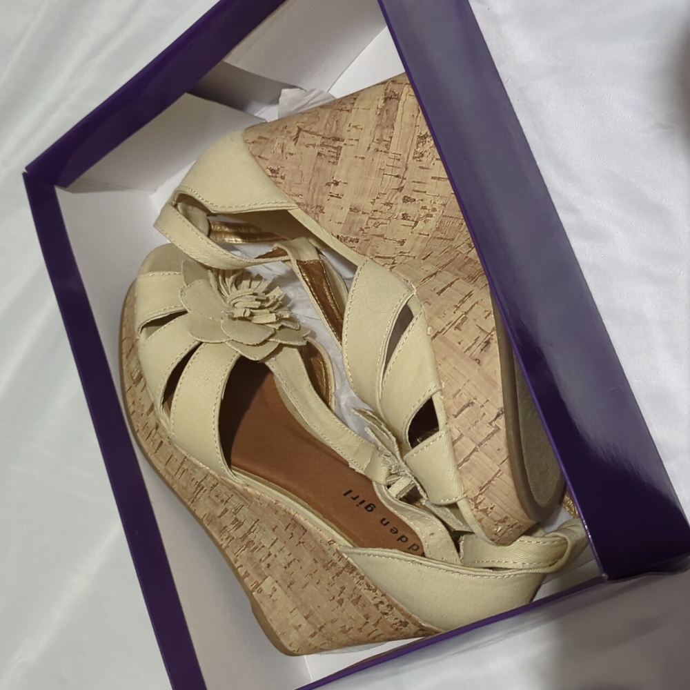 Madden girl Wedges